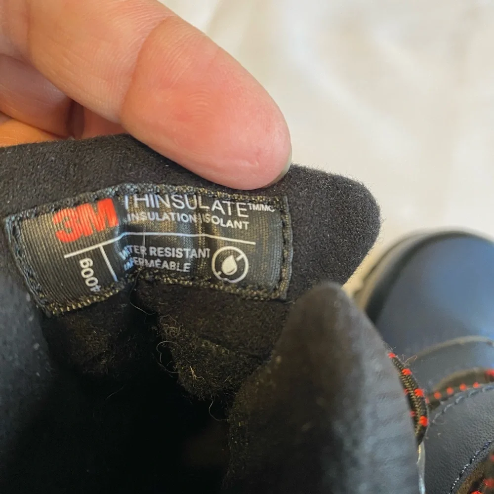 3M Thinsulate Kids Blue and Red Winter Boots